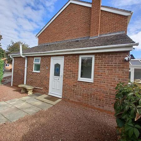 Leominster 3 Bedroom House Parking Garden Private Luaran gambar