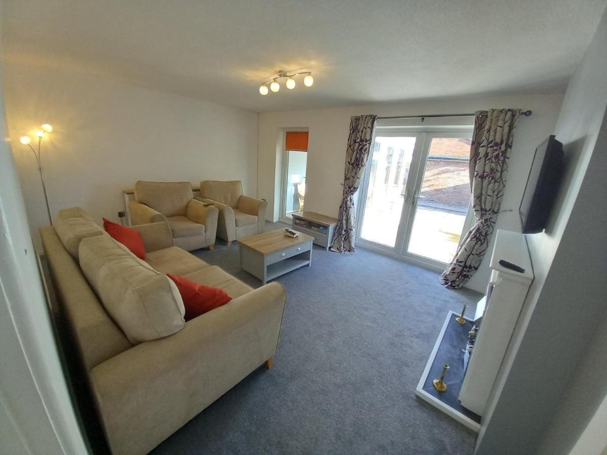 Leominster 3 Bedroom House Parking Garden Private Luaran gambar