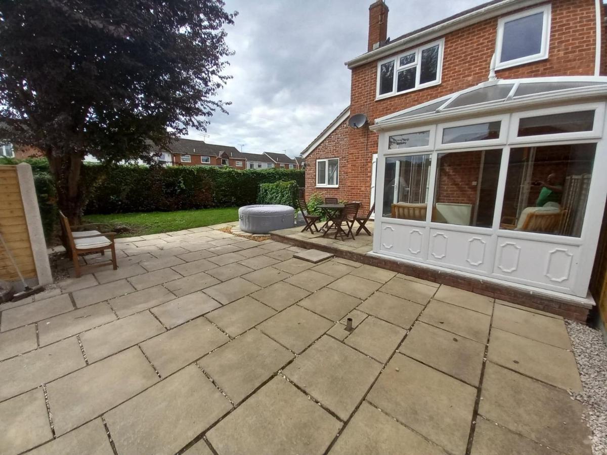 Leominster 3 Bedroom House Parking Garden Private Luaran gambar