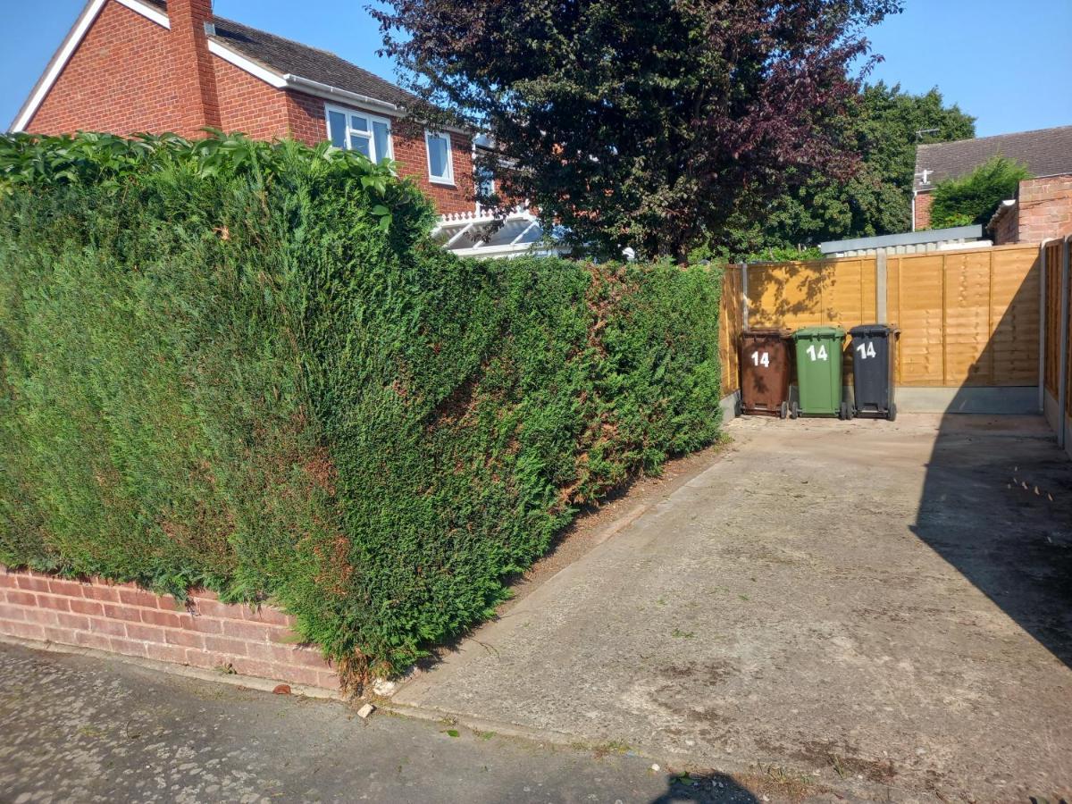 Leominster 3 Bedroom House Parking Garden Private Luaran gambar