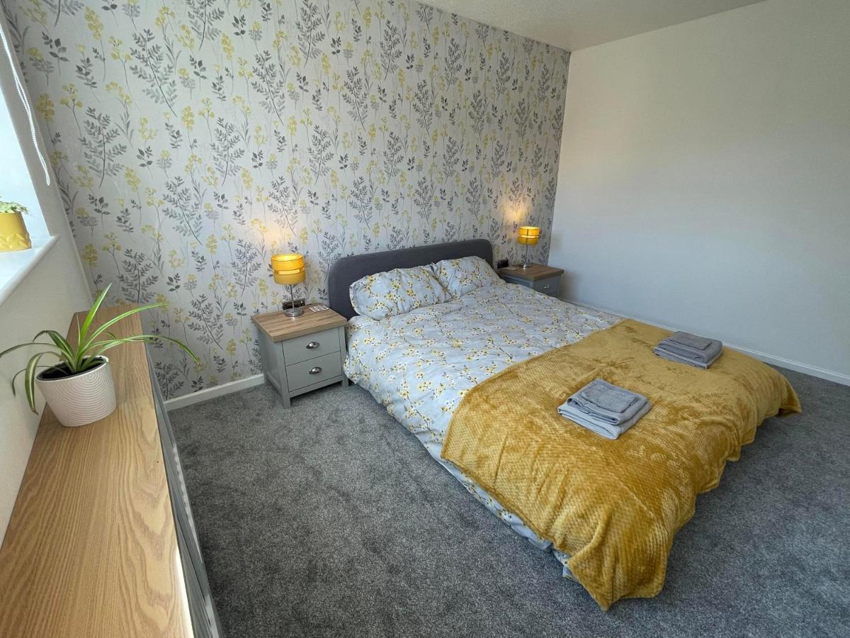 Leominster 3 Bedroom House Parking Garden Private Luaran gambar